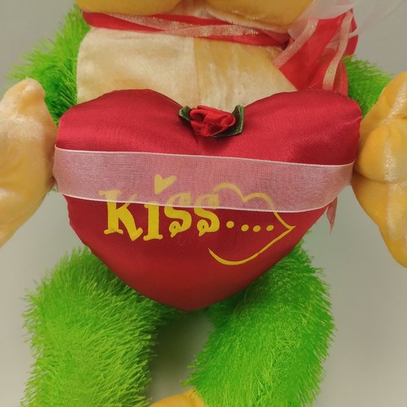Dan Dee Frog Plush Holding A Red Heart "Kiss" Stuffed Animal 17" - Picture 6 of 8